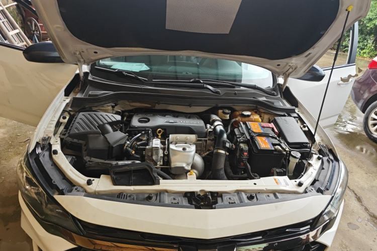 Used Chevrolet Monza 2020 Light Hybrid RS 330T Automatic Comfort Edition Engine Bay