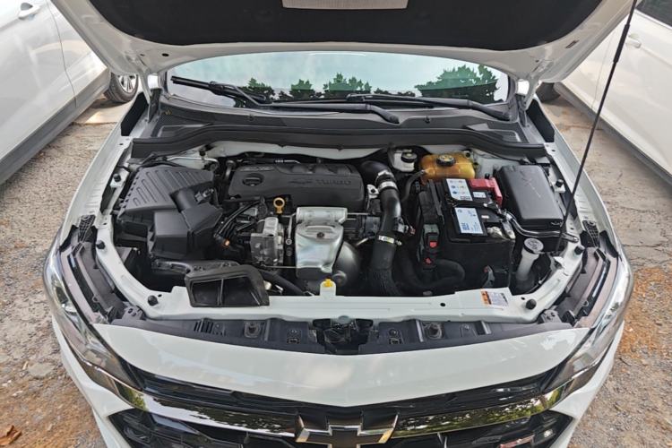 Used Chevrolet Monza 2020 Light Hybrid RS 330T Automatic Comfort Edition Engine Bay
