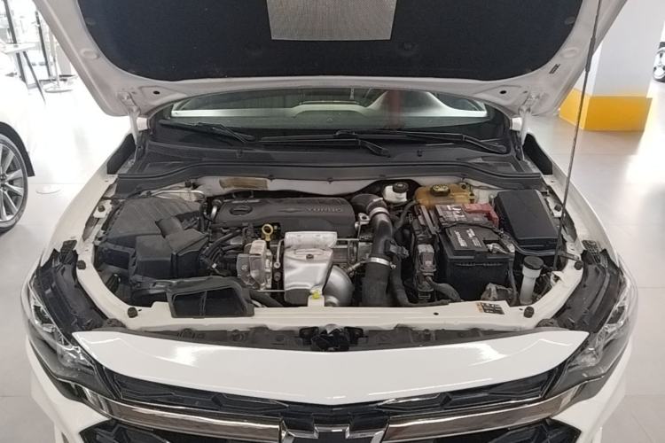 Used Chevrolet Monza 2020 Light Hybrid RS 330T Automatic Comfort Edition Engine Bay