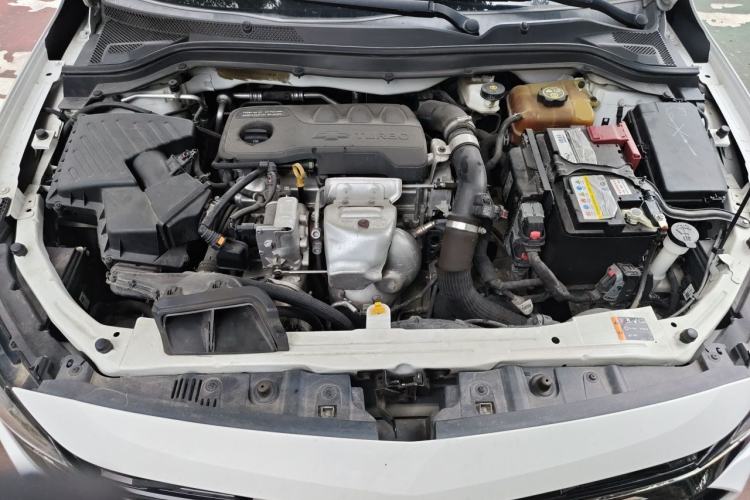 Used Chevrolet Monza 2020 Light Hybrid RS 330T Automatic Comfort Edition Engine Bay
