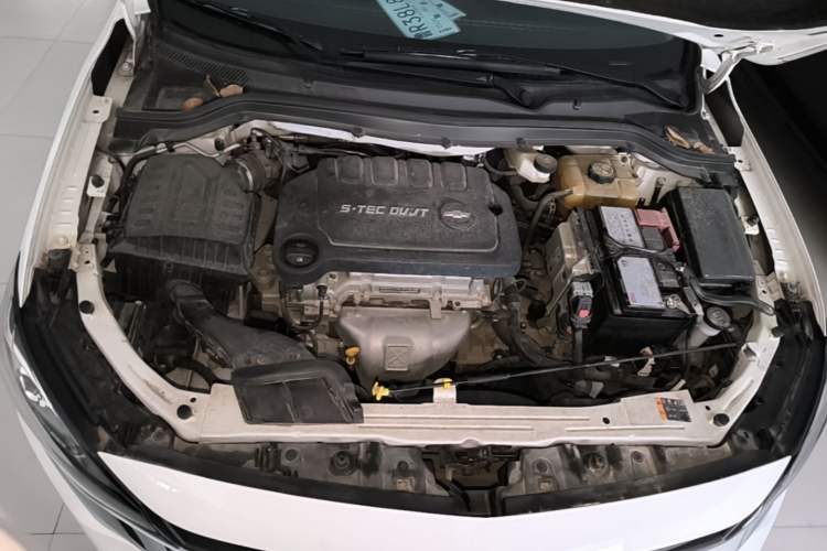 Used Chevrolet Monza 2020 320 Automatic Enjoyment Edition Engine Bay