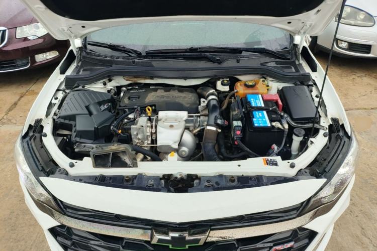 Used Chevrolet Monza 2020 Light Hybrid RS 330T Automatic Comfort Edition Engine Bay