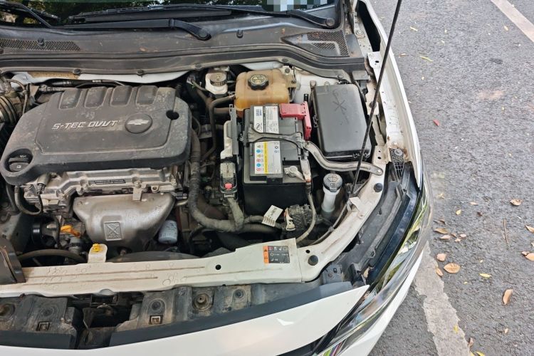 Used Chevrolet Monza 2020 320 Automatic Enjoyment Edition Engine Bay Left