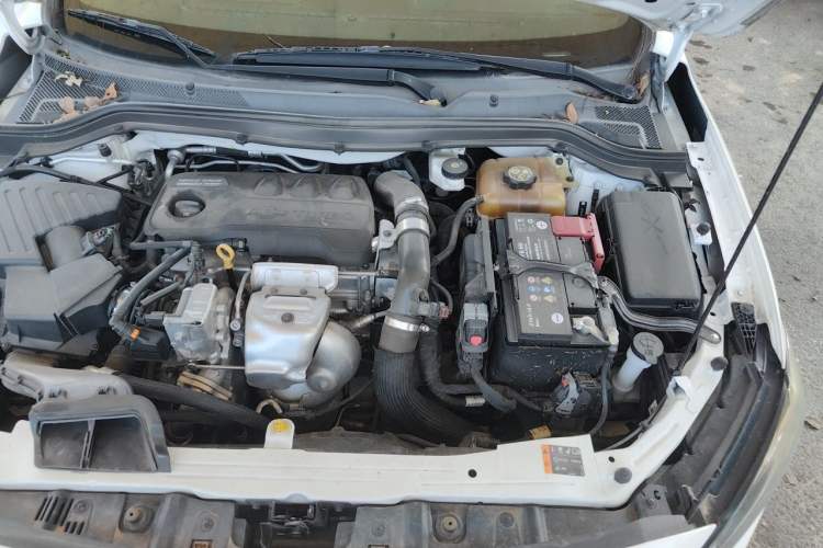 Used Chevrolet Monza 2020 Light Hybrid RS 330T Automatic Comfort Edition Engine Bay Left