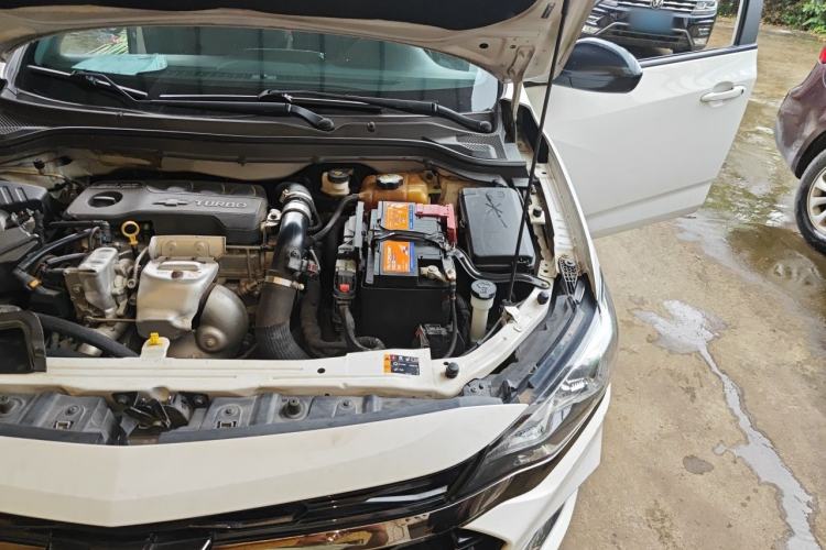 Used Chevrolet Monza 2020 Light Hybrid RS 330T Automatic Comfort Edition Engine Bay Left