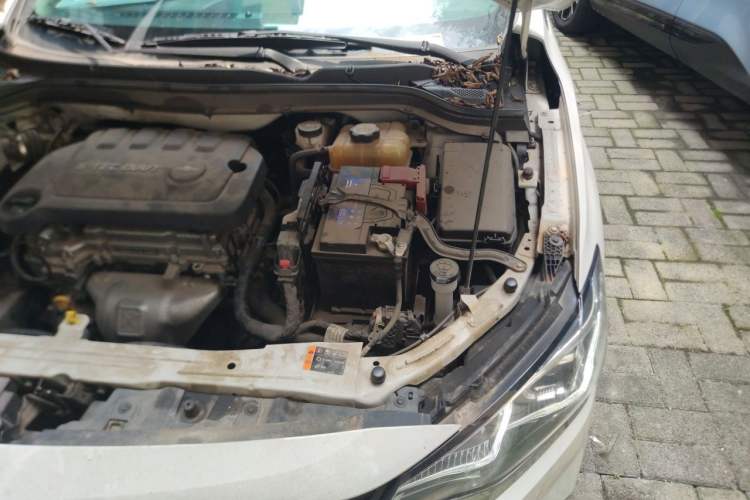 Used Chevrolet Monza 2020 320 Automatic Enjoyment Edition Engine Bay Left
