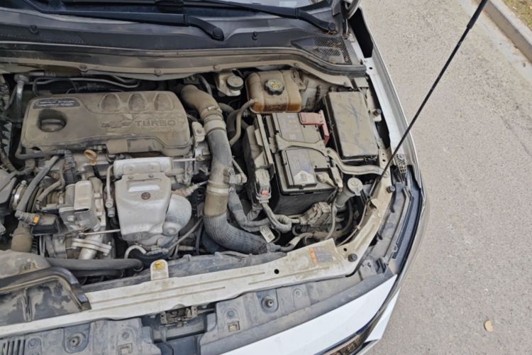 Used Chevrolet Monza 2020 Light Hybrid RS 330T Automatic Comfort Edition Engine Bay Left