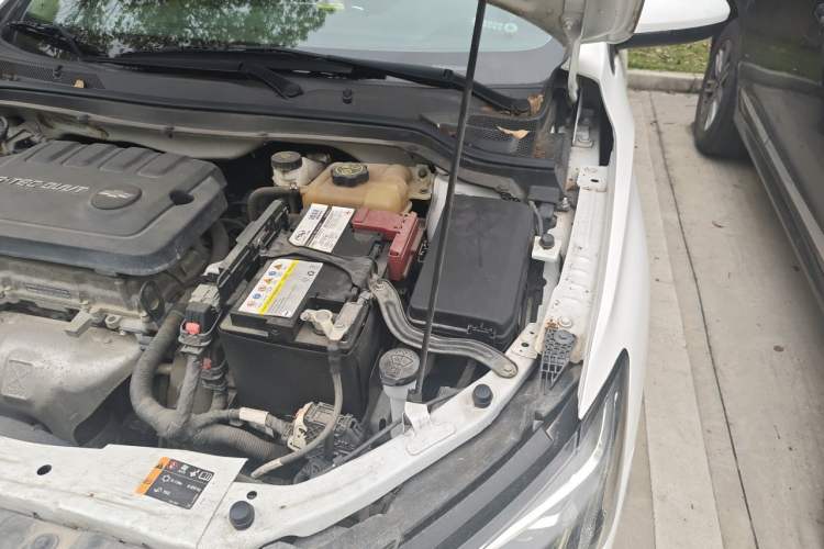 Used Chevrolet Monza 2020 320 Automatic Enjoyment Edition Engine Bay Left