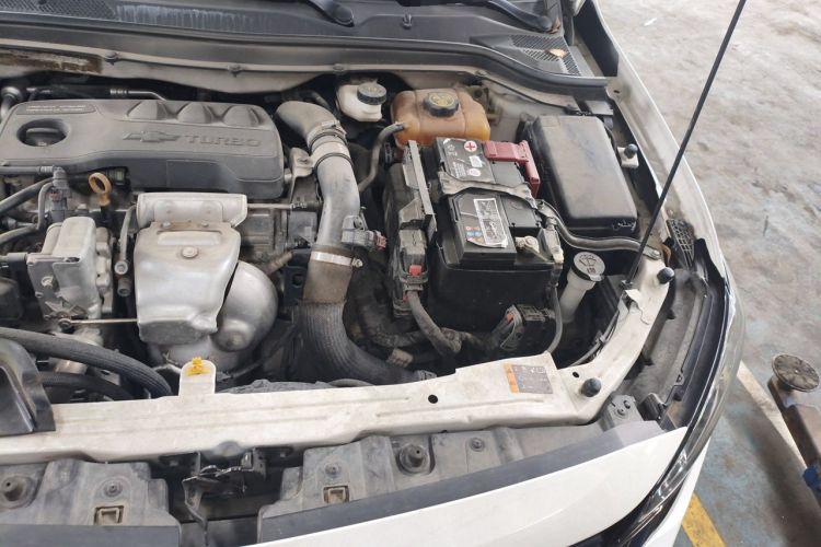 Used Chevrolet Monza 2020 Light Hybrid RS 330T Automatic Comfort Edition Engine Bay Left