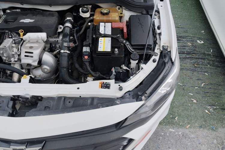 Used Chevrolet Monza 2020 Light Hybrid Redline 320T Dual-Clutch Thrilling Edition Engine Bay Left