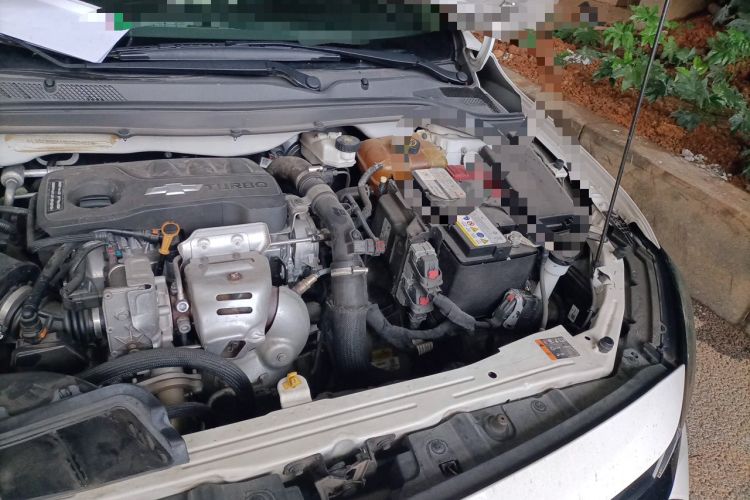 Used Chevrolet Monza 2020 Light Hybrid Redline 320T Dual-Clutch Thrilling Edition Engine Bay Left