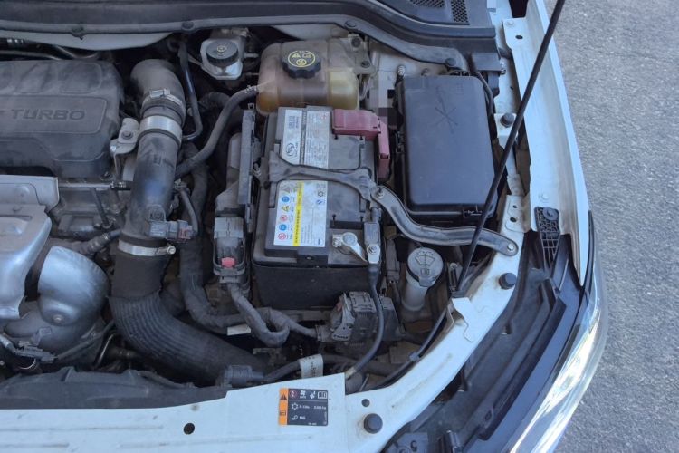 Used Chevrolet Monza 2020 Light Hybrid RS 330T Automatic Comfort Edition Engine Bay Left