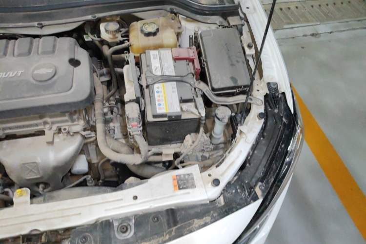Used Chevrolet Monza 2020 320 Automatic Enjoyment Edition Engine Bay Left