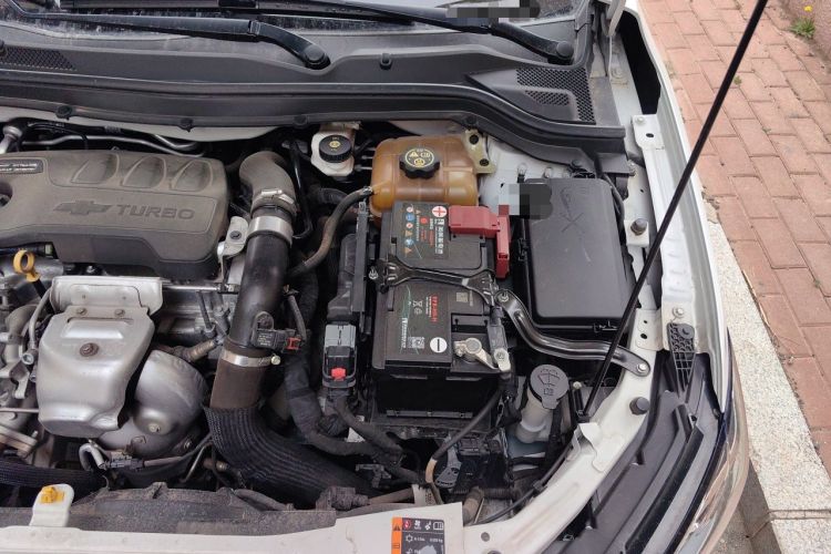 Used Chevrolet Monza 2020 Light Hybrid RS 330T Automatic Comfort Edition Engine Bay Left