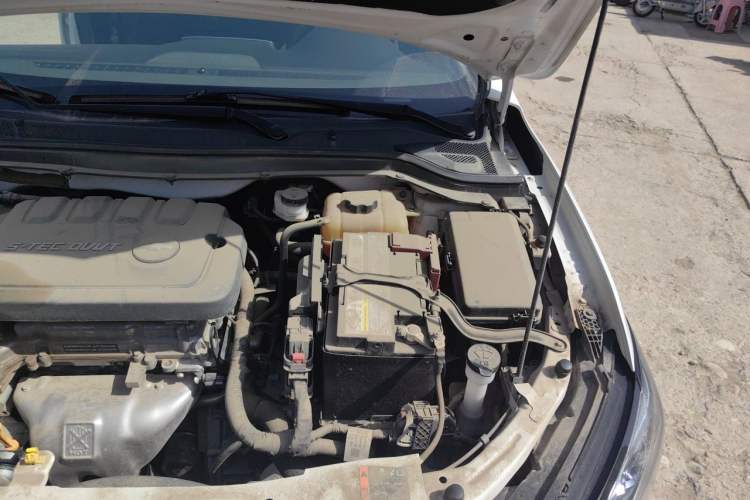 Used Chevrolet Monza 2020 320 Automatic Enjoyment Edition Engine Bay Left