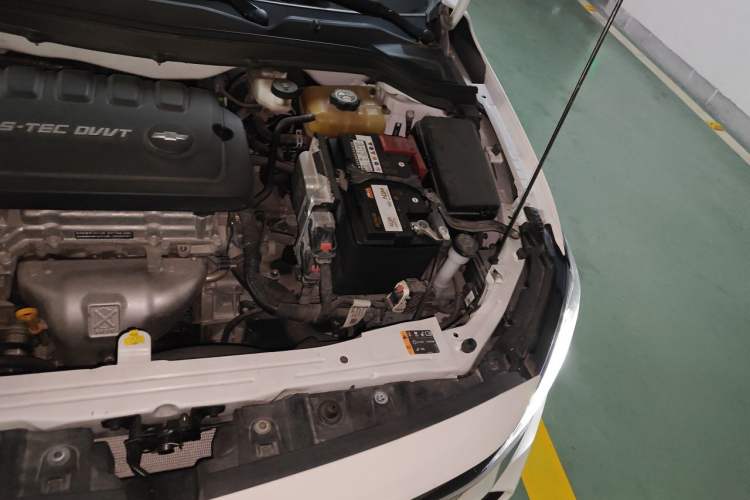 Used Chevrolet Monza 2020 320 Automatic Enjoyment Edition Engine Bay Left