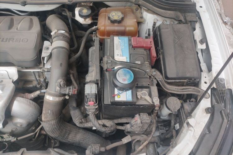 Used Chevrolet Monza 2020 Light Hybrid RS 330T Automatic Comfort Edition Engine Bay Left