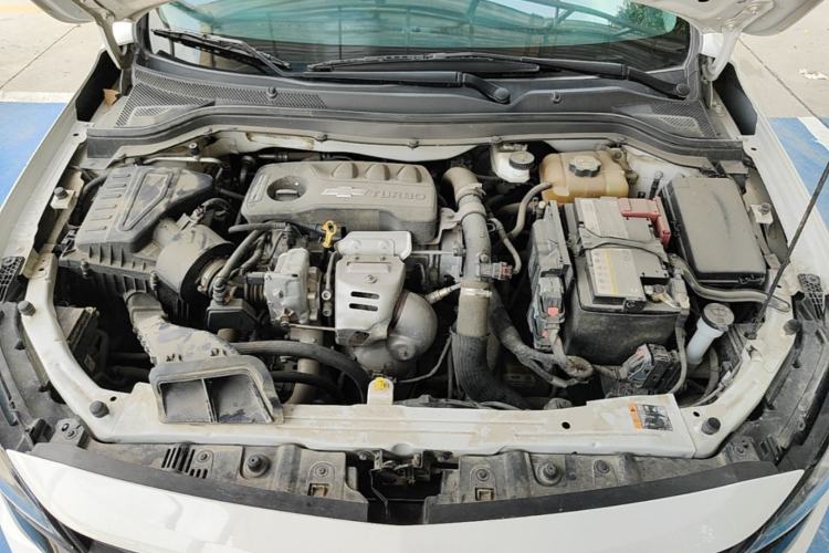 Used Chevrolet Monza 2020 Light Hybrid Redline 320T Dual-Clutch Thrilling Edition Engine Bay