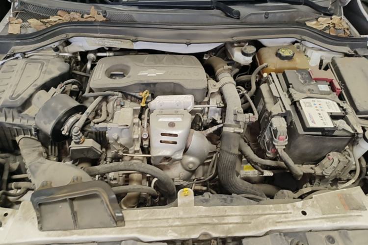 Used Chevrolet Monza 2020 Light Hybrid Redline 320T Dual-Clutch Thrilling Edition Engine Bay