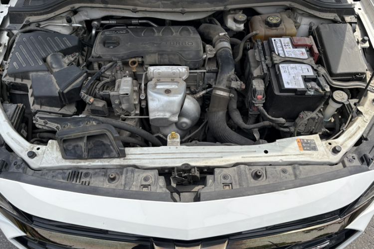 Used Chevrolet Monza 2020 Light Hybrid RS 330T Automatic Comfort Edition Engine Bay