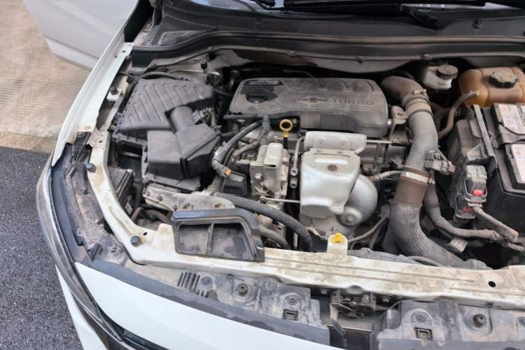 Used Chevrolet Monza 2020 Light Hybrid RS 330T Automatic Comfort Edition Engine Bay Right