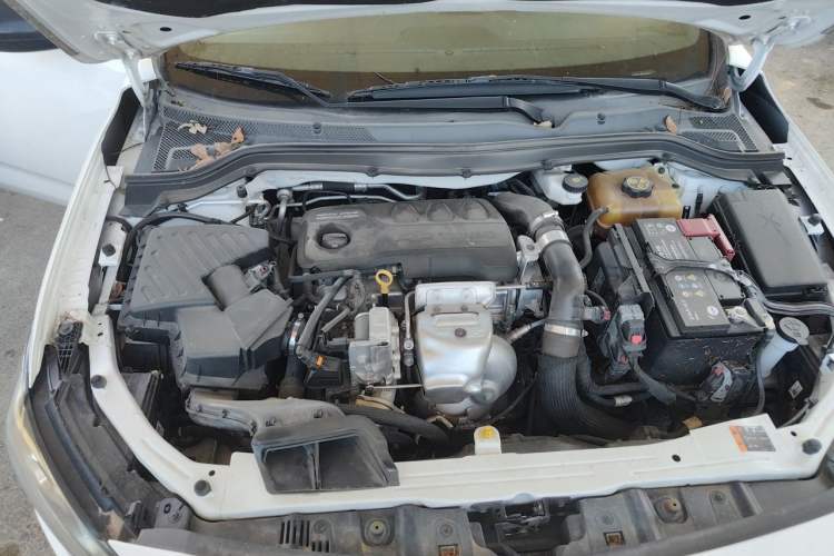 Used Chevrolet Monza 2020 Light Hybrid RS 330T Automatic Comfort Edition Engine Bay Right