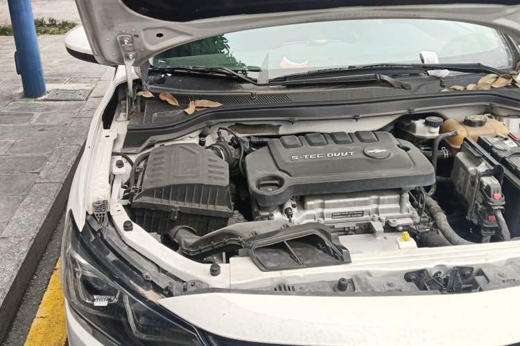 Used Chevrolet Monza 2020 320 Automatic Enjoyment Edition Engine Bay Right