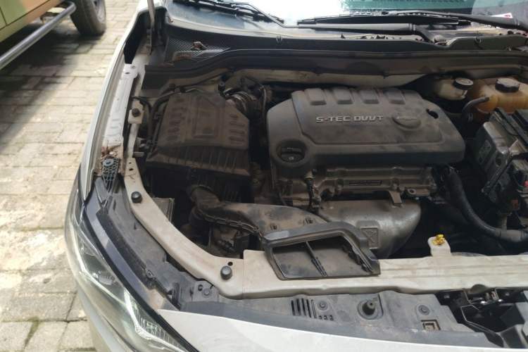 Used Chevrolet Monza 2020 320 Automatic Enjoyment Edition Engine Bay Right
