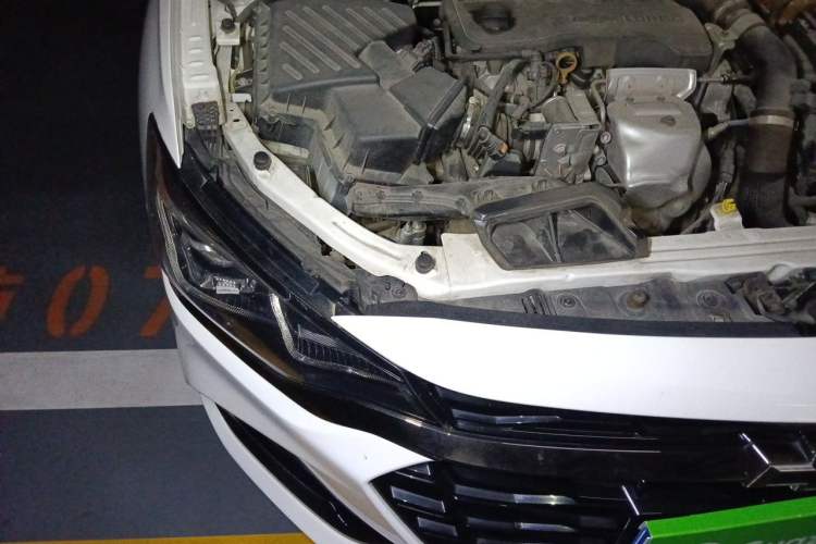 Used Chevrolet Monza 2020 Light Hybrid RS 330T Automatic Thrill Edition Engine Bay Right