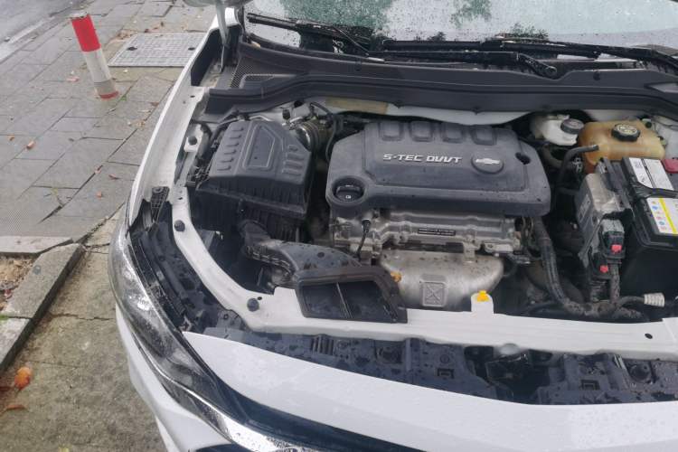 Used Chevrolet Monza 2020 320 Automatic Enjoyment Edition Engine Bay Right