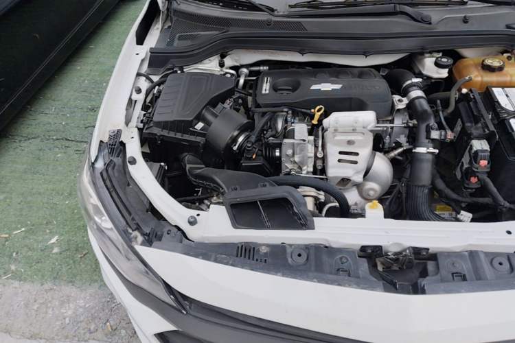 Used Chevrolet Monza 2020 Light Hybrid Redline 320T Dual-Clutch Thrilling Edition Engine Bay Right