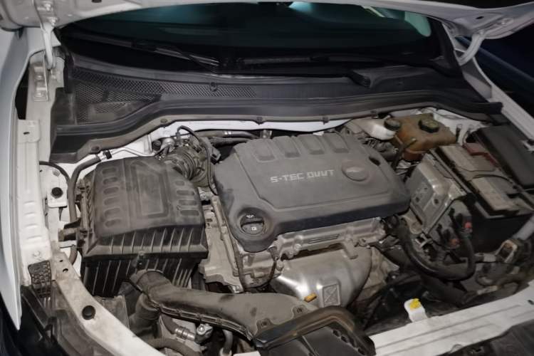 Used Chevrolet Monza 2020 320 Automatic Enjoyment Edition Engine Bay Right