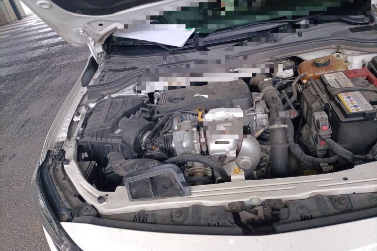 Used Chevrolet Monza 2020 Light Hybrid Redline 320T Dual-Clutch Thrilling Edition Engine Bay Right