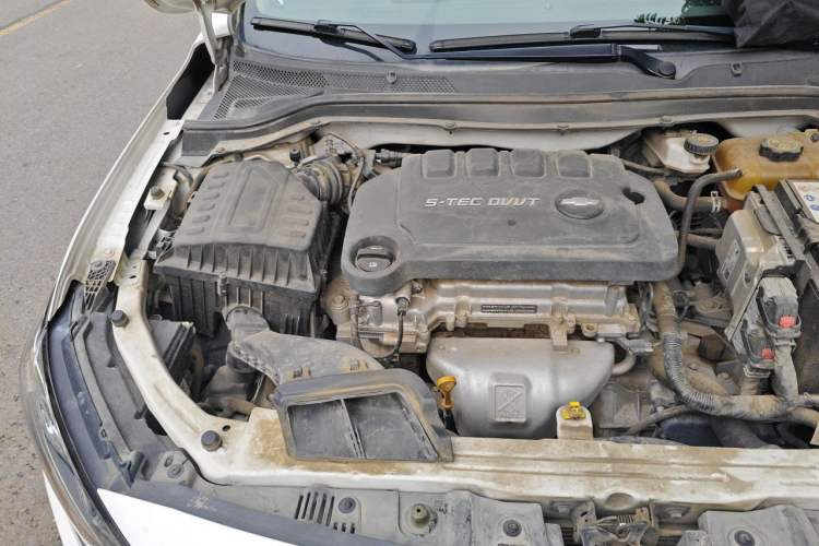 Used Chevrolet Monza 2020 320 Automatic Enjoyment Edition Engine Bay Right