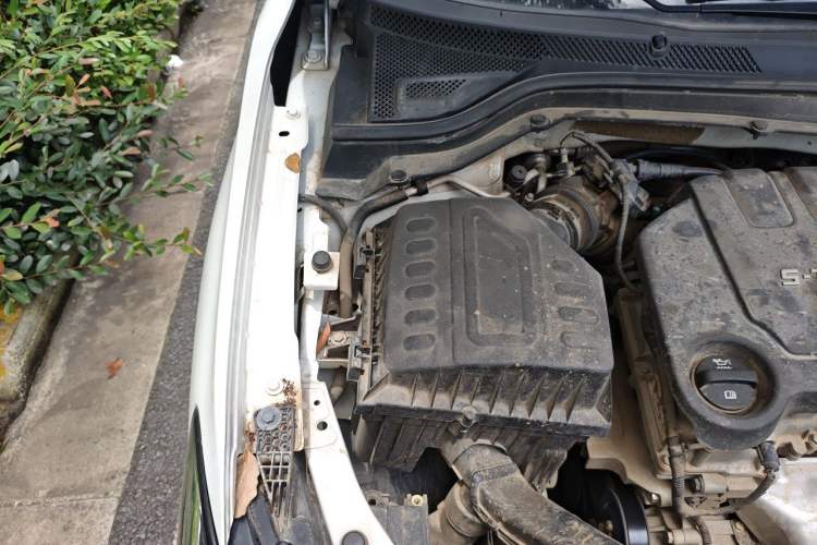 Used Chevrolet Monza 2020 320 Automatic Enjoyment Edition Engine Bay Right
