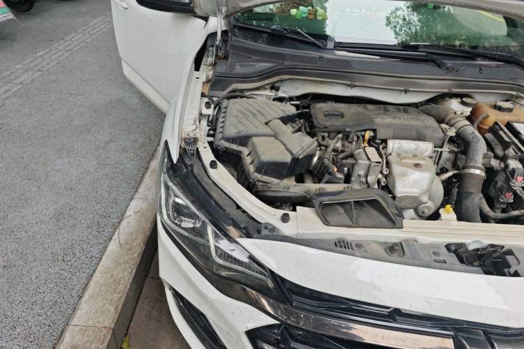 Used Chevrolet Monza 2020 Light Hybrid RS 330T Automatic Comfort Edition Engine Bay Right