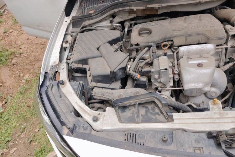 Used Chevrolet Monza 2020 Light Hybrid RS 330T Automatic Comfort Edition Engine Bay Right