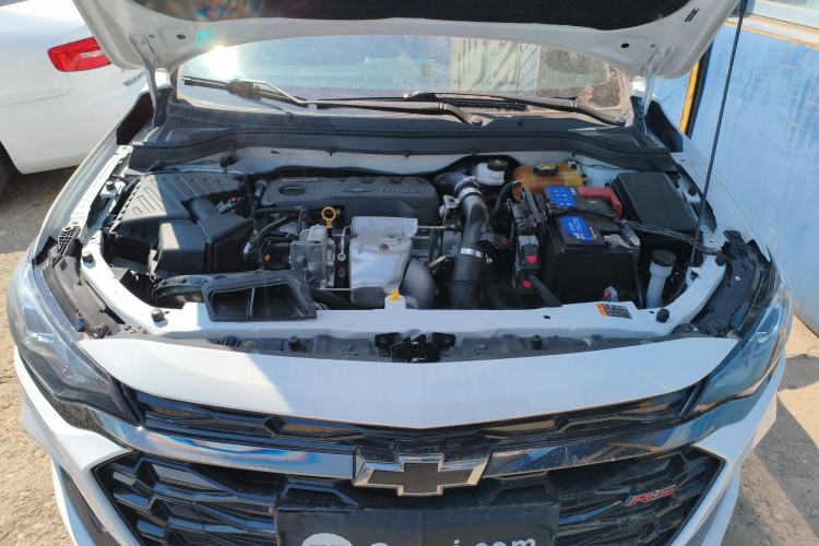 Used Chevrolet Monza 2020 Light Hybrid RS 330T Automatic Thrill Edition Engine Bay