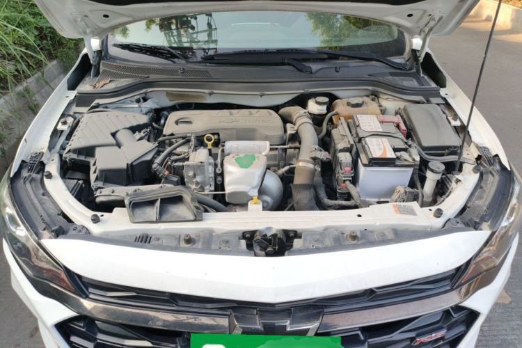 Used Chevrolet Monza 2020 Light Hybrid RS 330T Automatic Comfort Edition Engine Bay