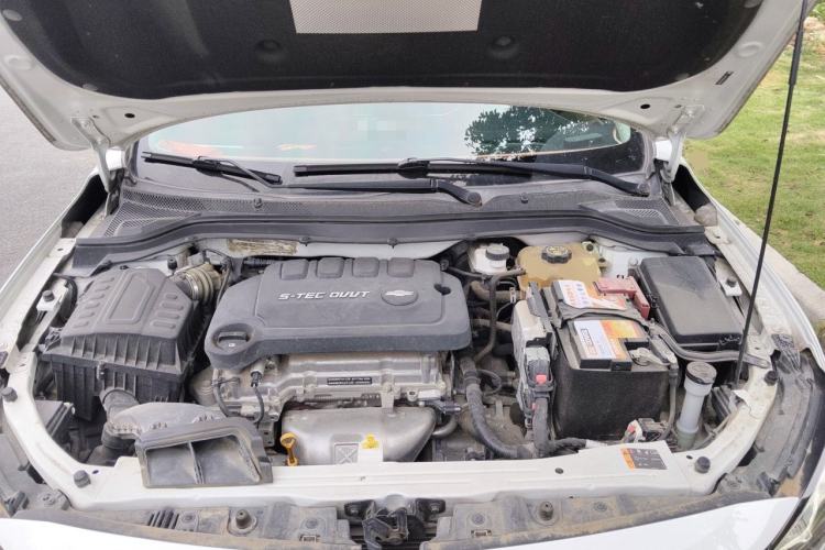 Used Chevrolet Monza 2020 320 Automatic Enjoyment Edition Engine Bay