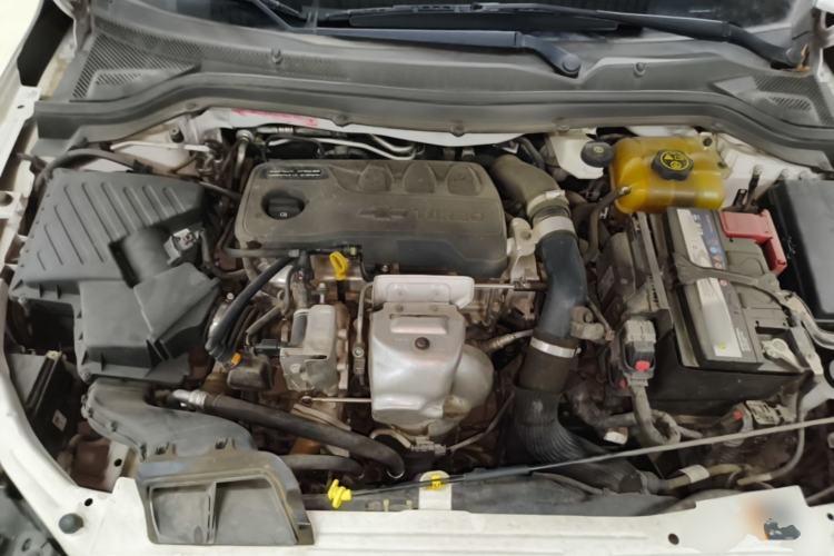 Used Chevrolet Monza 2020 Light Hybrid RS 330T Automatic Comfort Edition Engine Bay