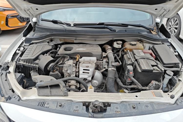 Used Chevrolet Monza 2020 Light Hybrid Redline 320T Dual-Clutch Joyful Edition Engine Bay