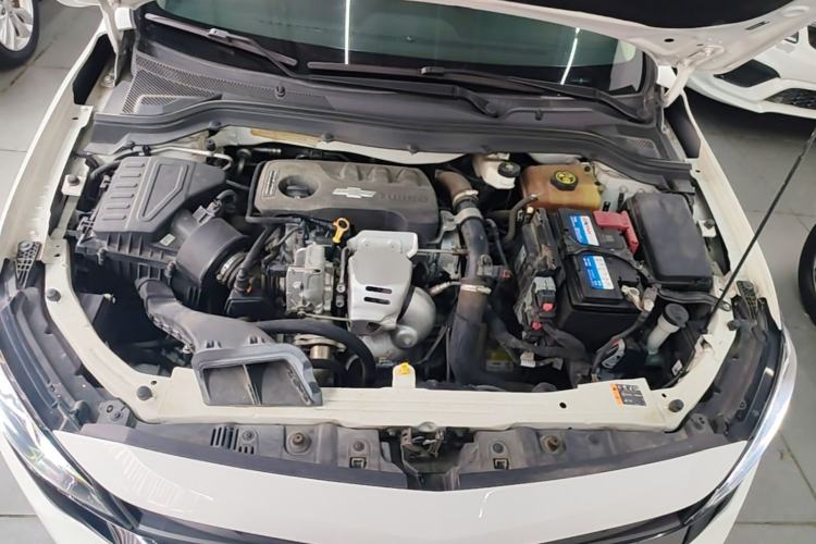 Used Chevrolet Monza 2020 Light Hybrid Redline 320T Dual-Clutch Joyful Edition Engine Bay