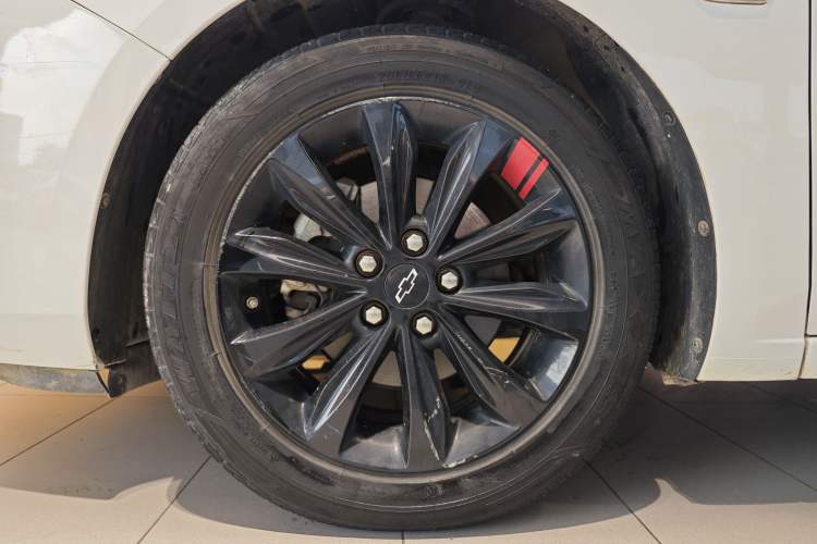 Used Chevrolet Monza 2020 Light Hybrid Redline 320T Dual-Clutch Thrilling Edition Exterior 10