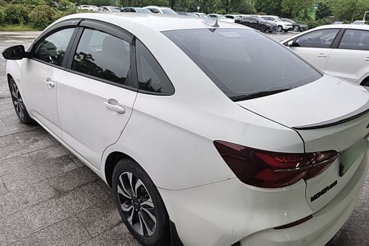 Used Chevrolet Monza 2020 Light Hybrid RS 330T Automatic Comfort Edition Exterior 2