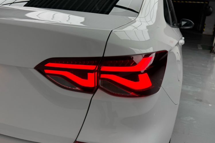 Used Chevrolet Monza 2020 Light Hybrid Redline 320T Dual-Clutch Thrilling Edition Exterior 4