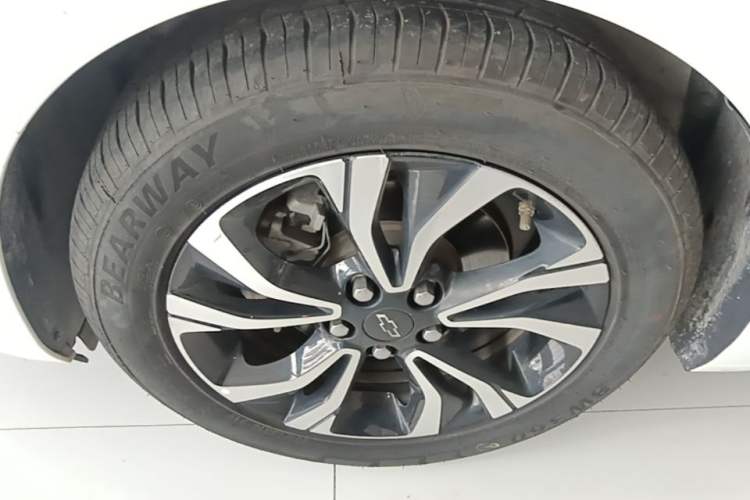 Used Chevrolet Monza 2020 Light Hybrid RS 330T Automatic Comfort Edition Exterior 4