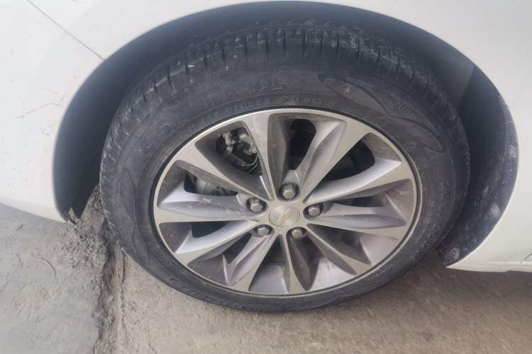 Used Chevrolet Monza 2020 320 Automatic Enjoyment Edition Exterior 4
