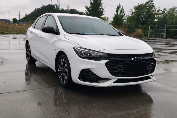 Used Chevrolet Monza 2020 Light Hybrid RS 330T Automatic Comfort Edition Exterior 4