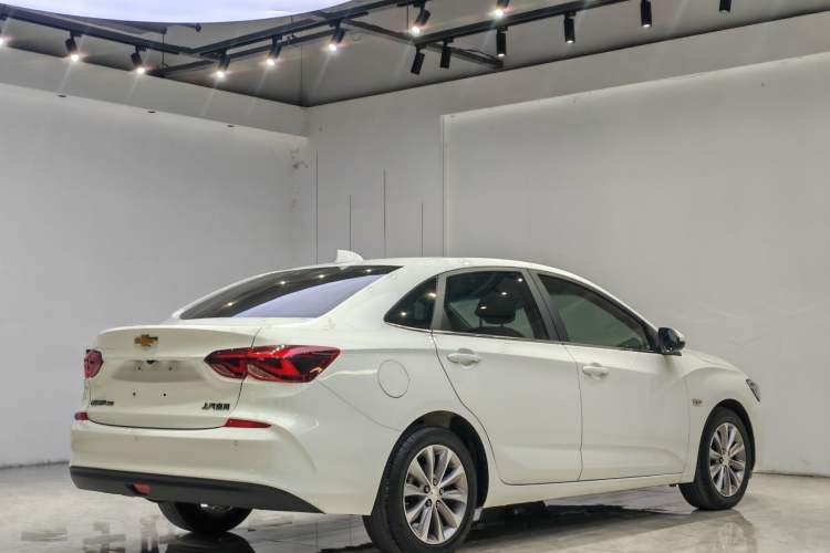 Used Chevrolet Monza 2020 320 Automatic Enjoyment Edition Exterior 6
